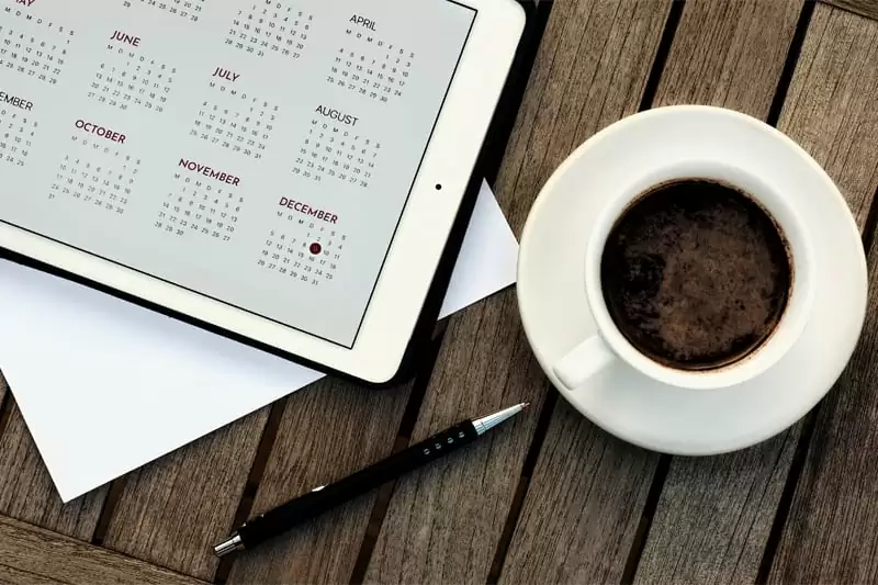 book-date-coffee-portrait